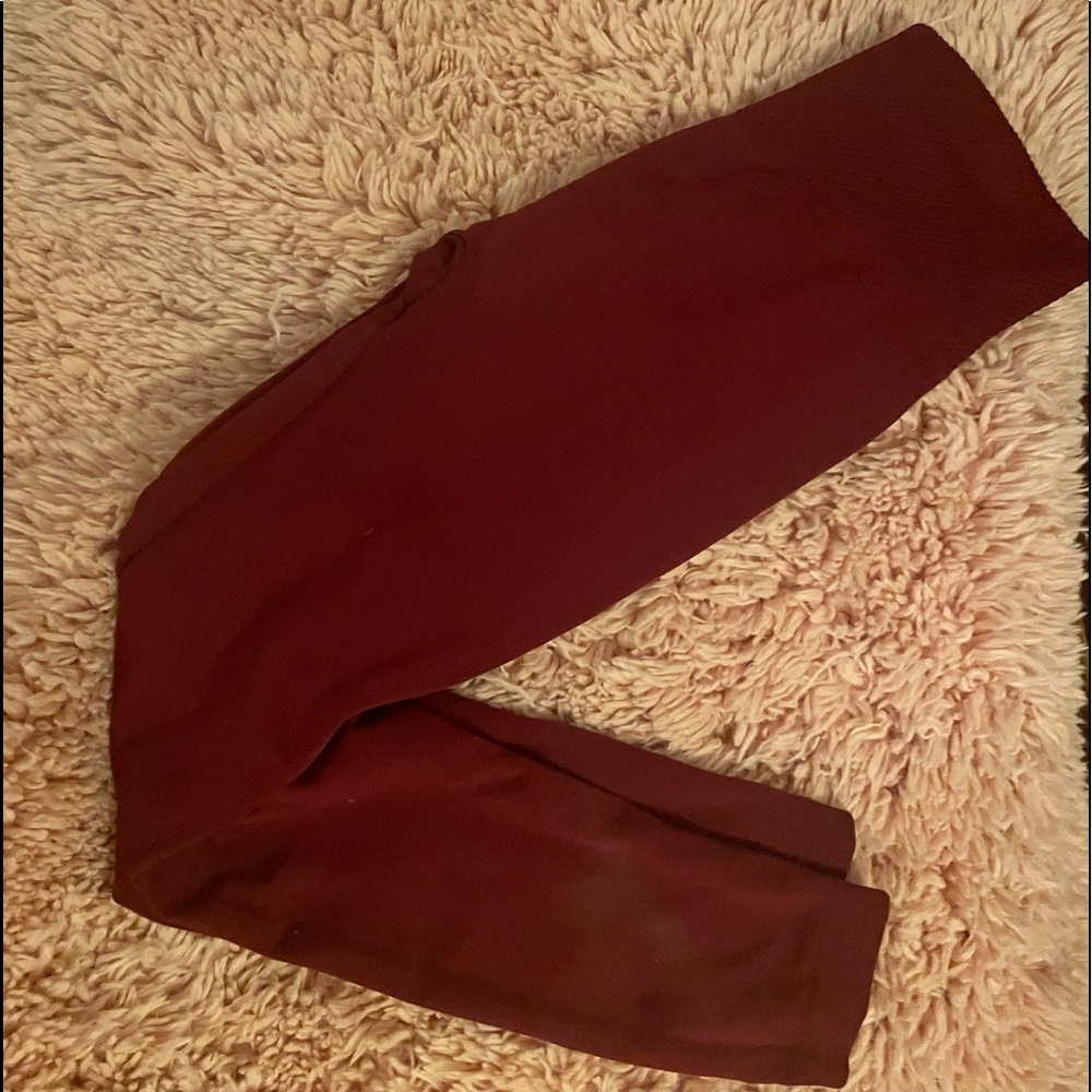 brand | i don’t know.   size | m-xl.    color | maroon